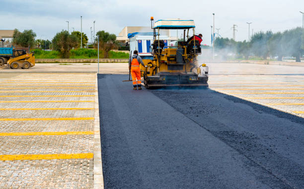 Best Driveway Paving Company  in Valdese, NC